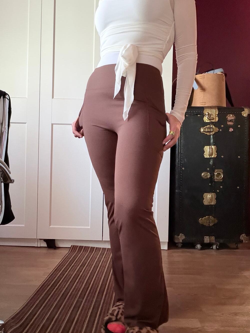 brown flare yoga leggings with pockets